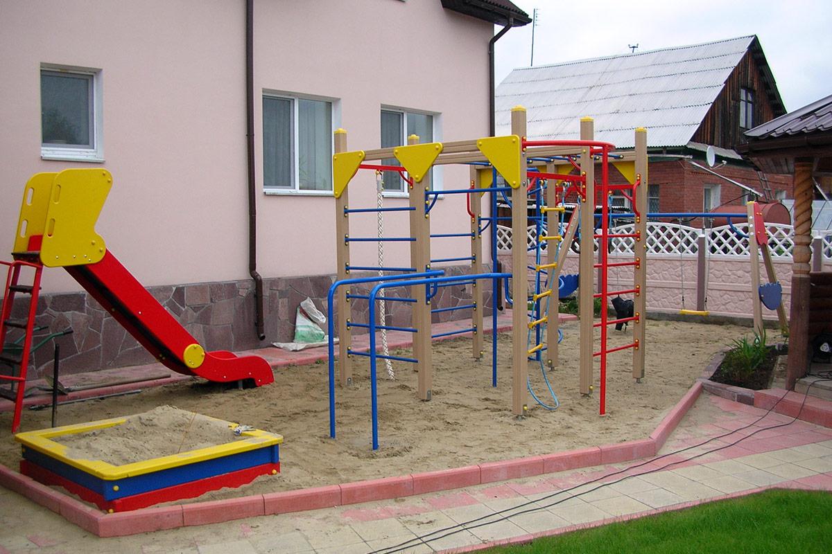 Детская площадка в частном доме (65 фото)